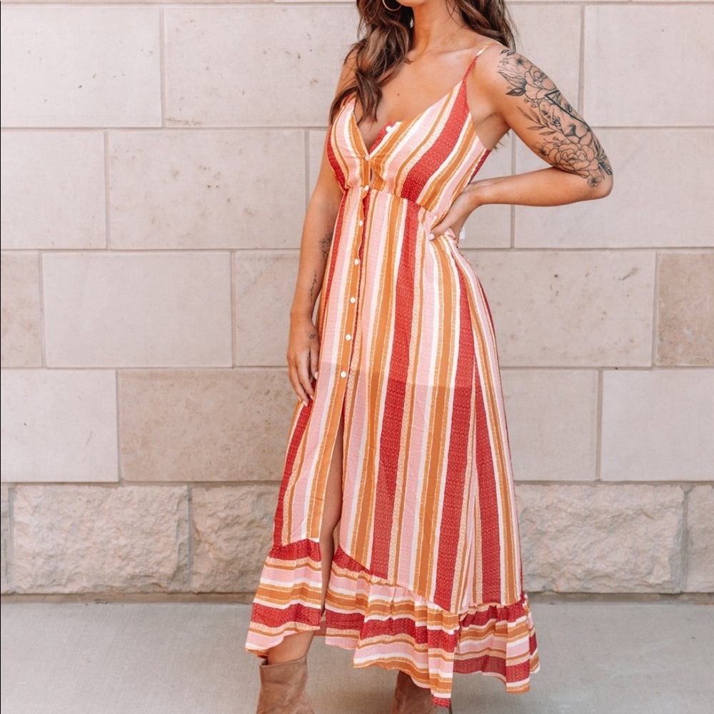 Lovely & Blush Large Dress!